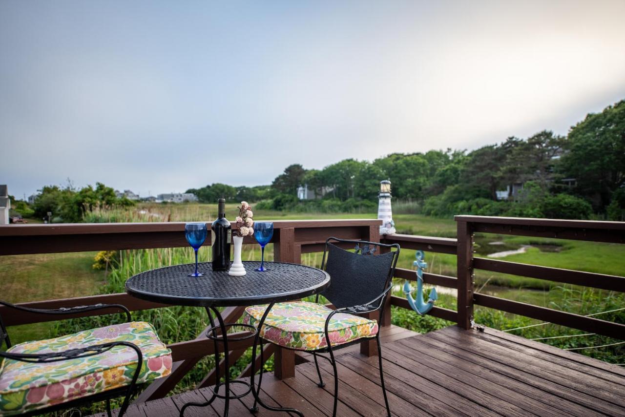 A Cape Cod Ocean Manor Inn Хаянис Екстериор снимка